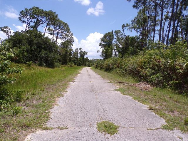 CUSTER CIRCLE, North Port, FL 34288