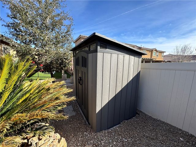 4917 Sevier Desert Street, North Las Vegas, NV 89081