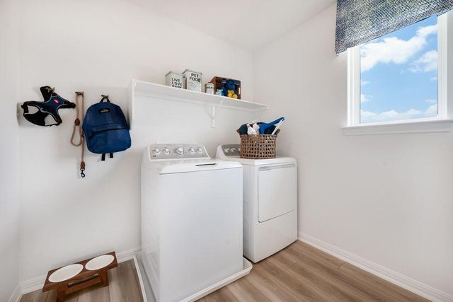 127 Mad Pupper DR, Buda, TX 78610