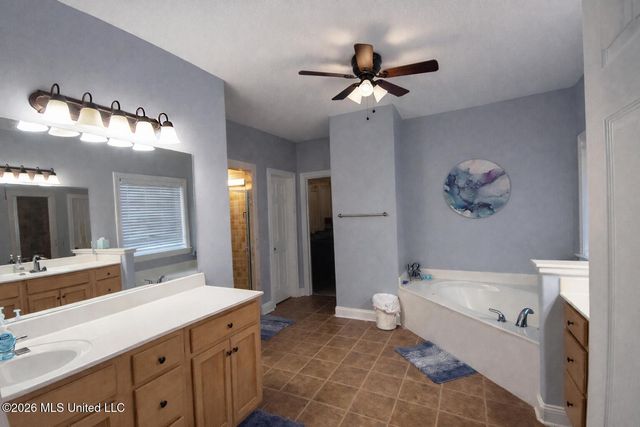 6459 Carson Drive, Olive Branch, MS 38654