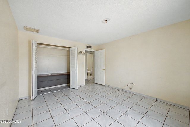 5916 W MONTE VISTA Road, Phoenix, AZ 85035