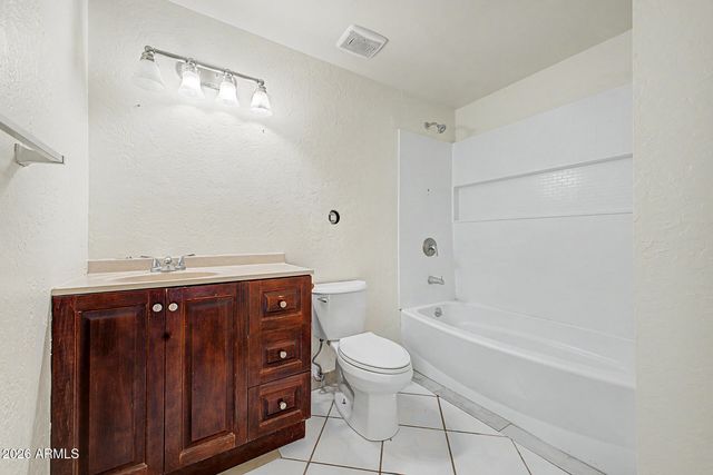 5916 W MONTE VISTA Road, Phoenix, AZ 85035