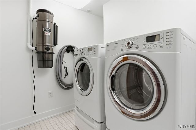 673 Potomac Avenue, Buffalo, NY 14222