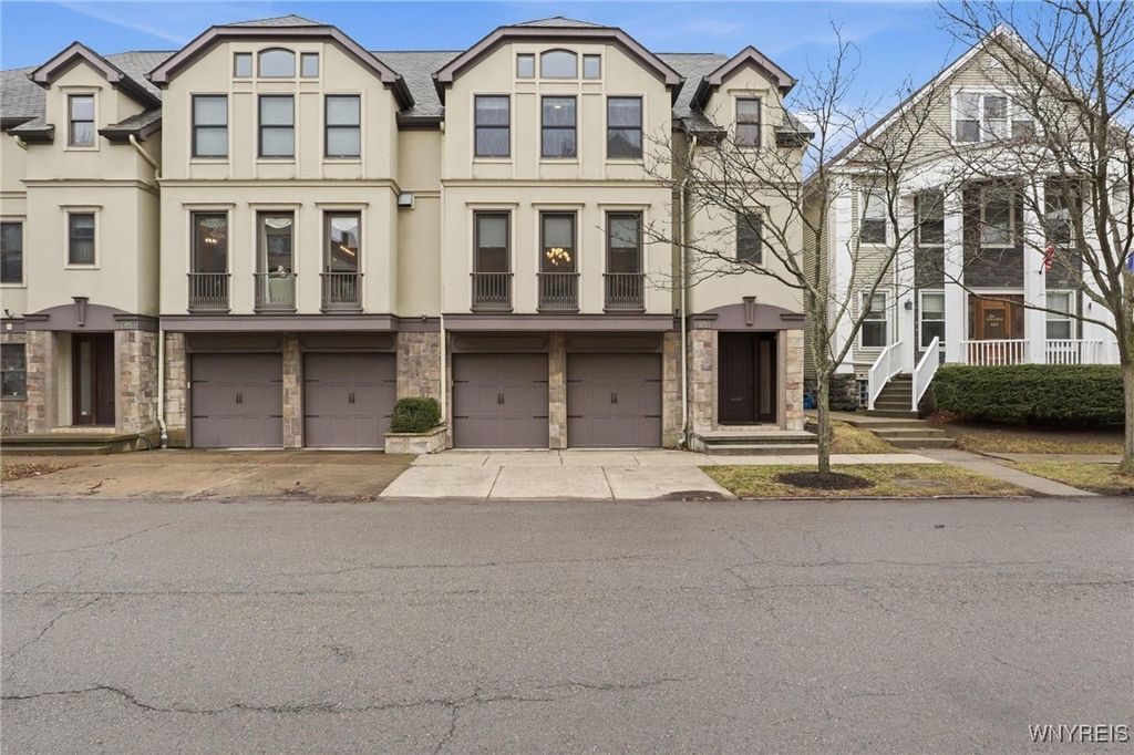 673 Potomac Avenue, Buffalo, NY 14222