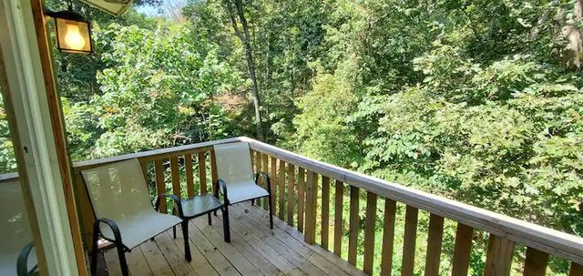 16 Victoria Lane, Bella Vista, AR 72715