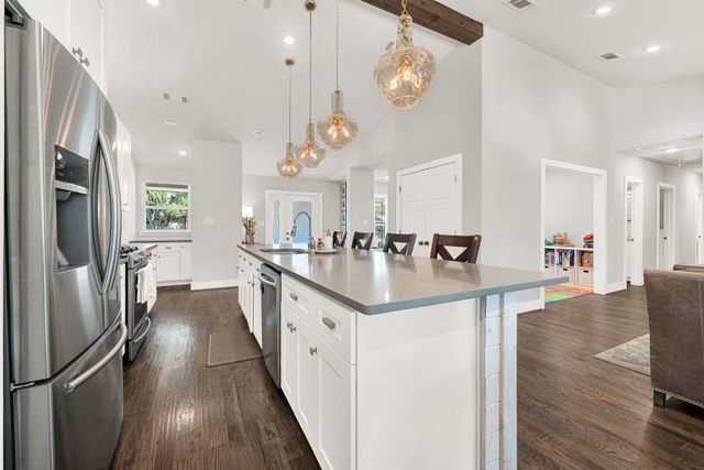 3326 Dartmoor Drive, Dallas, TX 75229