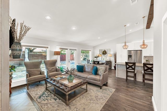 3326 Dartmoor Drive, Dallas, TX 75229