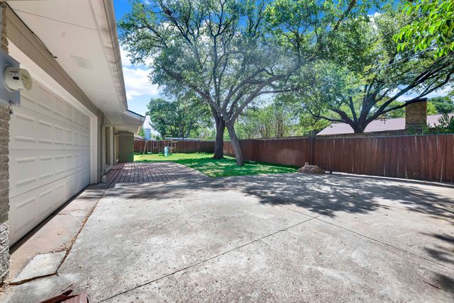 3326 Dartmoor Drive, Dallas, TX 75229