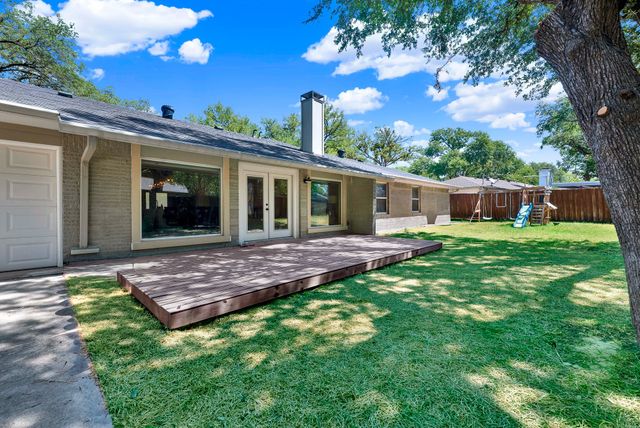 3326 Dartmoor Drive, Dallas, TX 75229