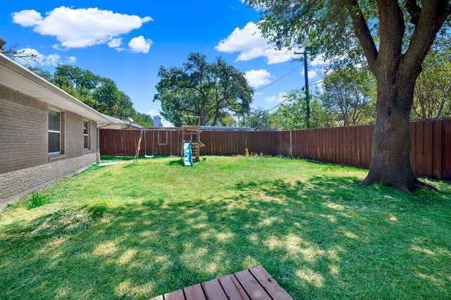 3326 Dartmoor Drive, Dallas, TX 75229