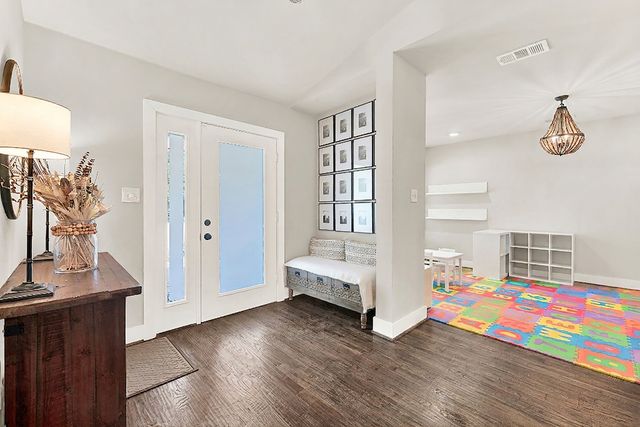 3326 Dartmoor Drive, Dallas, TX 75229