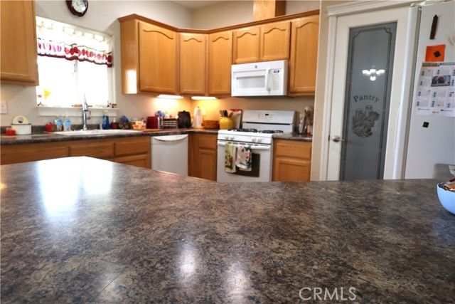 1890 North, Corning, CA 96021