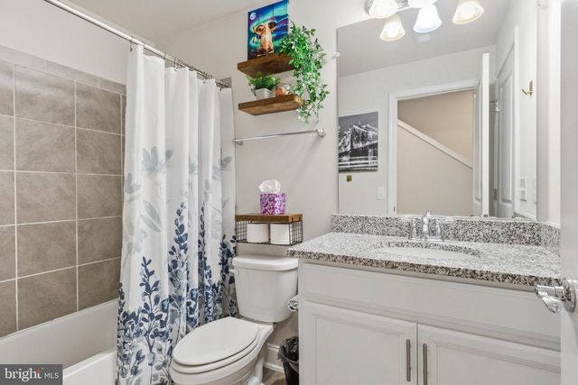 1946 GREENBRIAR HALL RD, Dumfries, VA 22026