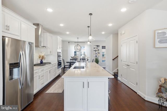 1946 GREENBRIAR HALL RD, Dumfries, VA 22026