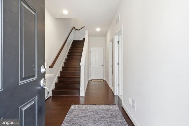 1946 GREENBRIAR HALL RD, Dumfries, VA 22026