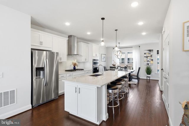 1946 GREENBRIAR HALL RD, Dumfries, VA 22026