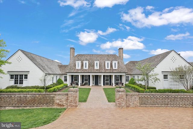 1946 GREENBRIAR HALL RD, Dumfries, VA 22026