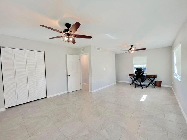474 22nd Street SE, Vero Beach, FL 32962