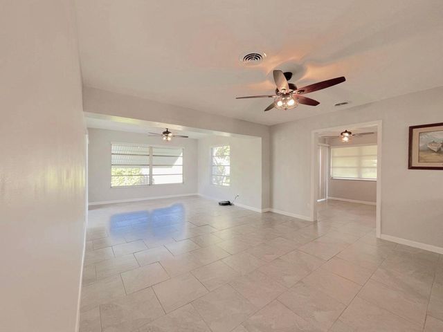 474 22nd Street SE, Vero Beach, FL 32962