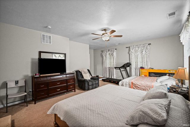 11386 W 1200 n Road, Monticello, IN 47960