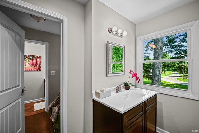 11386 W 1200 n Road, Monticello, IN 47960