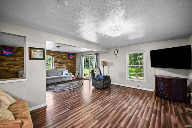 11386 W 1200 n Road, Monticello, IN 47960