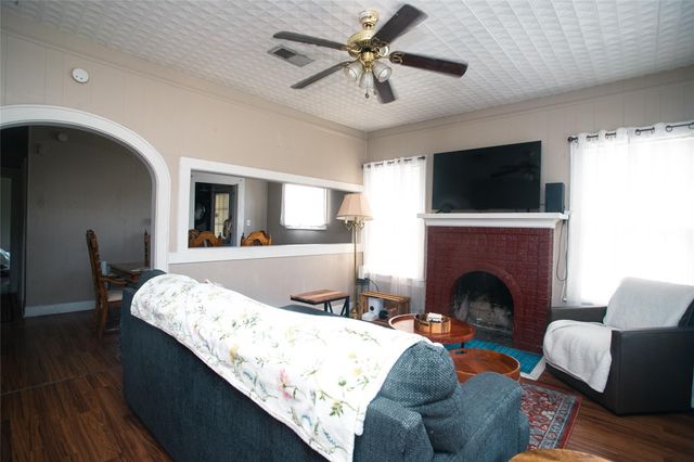 3229 Wisconsin Street, Baytown, TX 77520