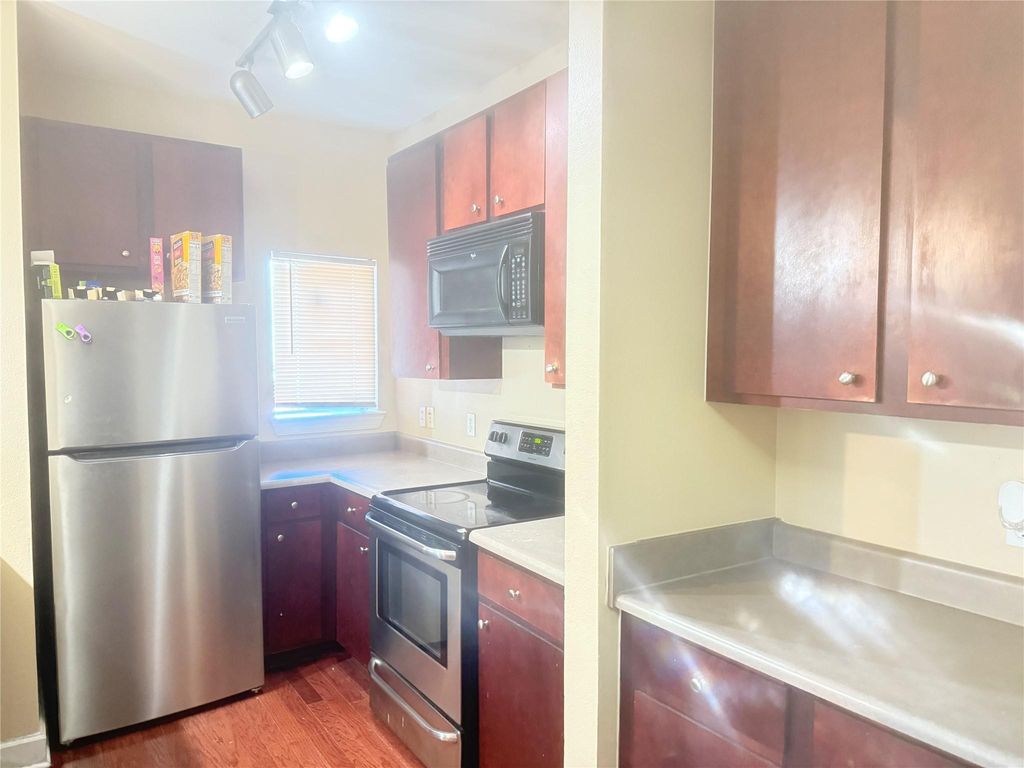 1901 Crossing Pl PL 1201-A, Austin, TX 78741