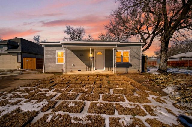 603 E Willingham Street, Cleburne, TX 76031