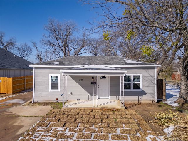 603 E Willingham Street, Cleburne, TX 76031