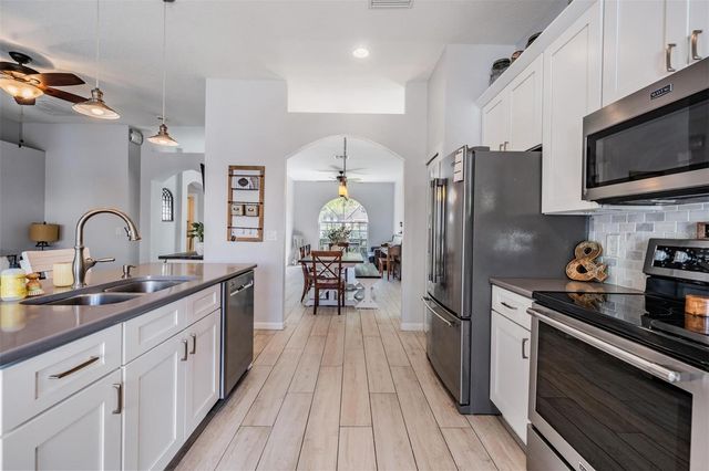 11130 INDIAN OAKS DRIVE, Tampa, FL 33625