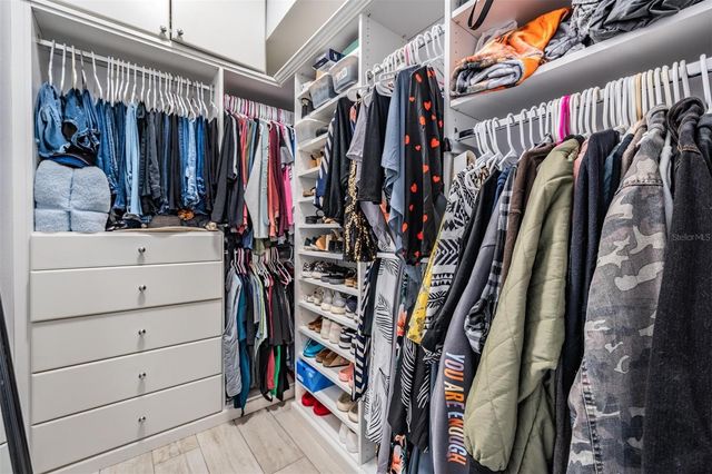 11130 INDIAN OAKS DRIVE, Tampa, FL 33625