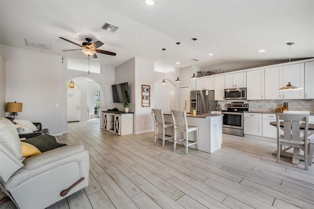 11130 INDIAN OAKS DRIVE, Tampa, FL 33625