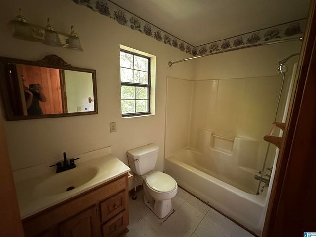 1009 COUNTY ROAD 619, Woodland, AL 36280