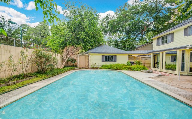 5211 Olympia Fields Lane, Houston, TX 77069