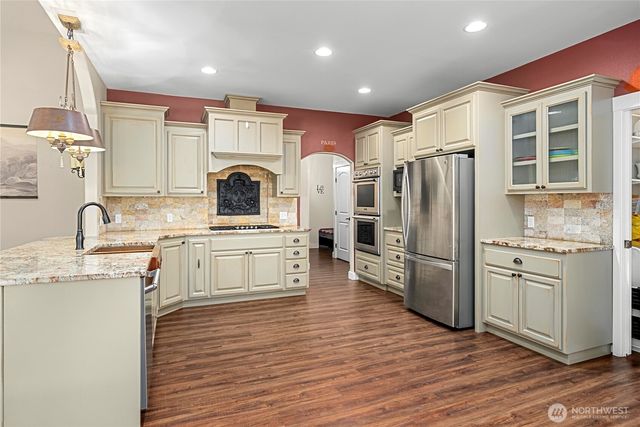 8401 Dawn Hill Drive SE, Olympia, WA 98513
