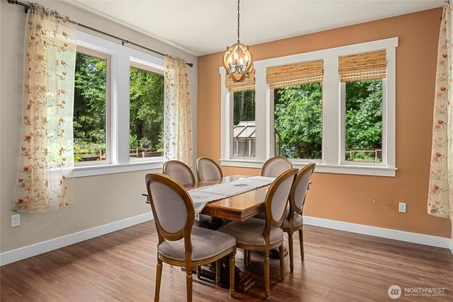8401 Dawn Hill Drive SE, Olympia, WA 98513