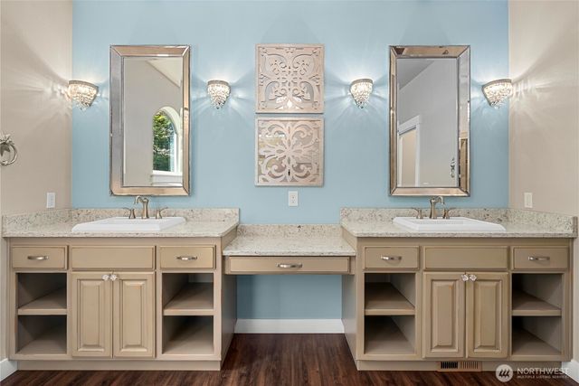 8401 Dawn Hill Drive SE, Olympia, WA 98513