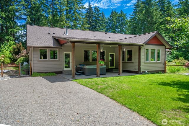 8401 Dawn Hill Drive SE, Olympia, WA 98513