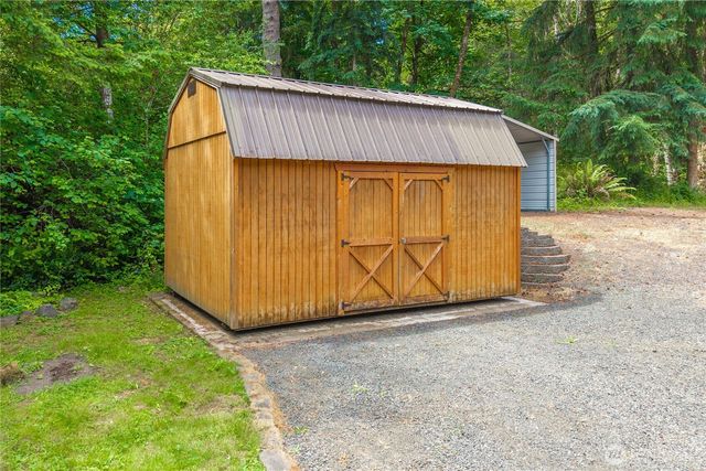 8401 Dawn Hill Drive SE, Olympia, WA 98513