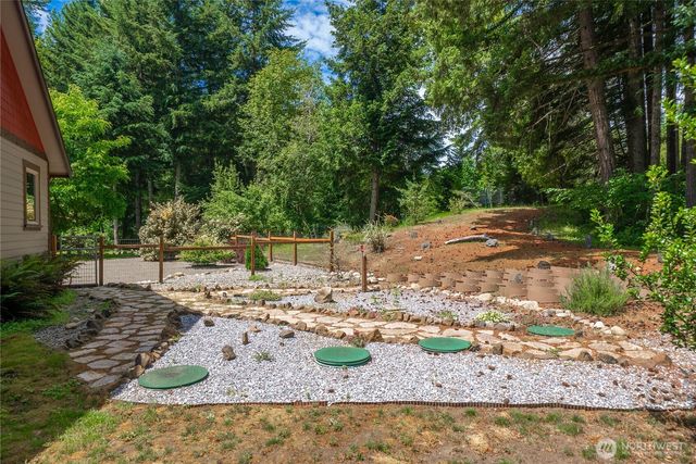 8401 Dawn Hill Drive SE, Olympia, WA 98513