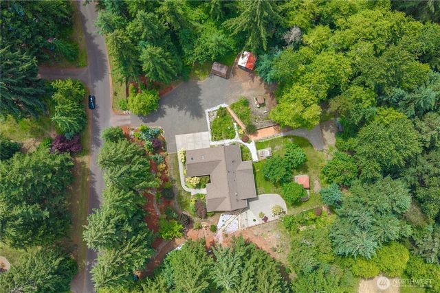 8401 Dawn Hill Drive SE, Olympia, WA 98513