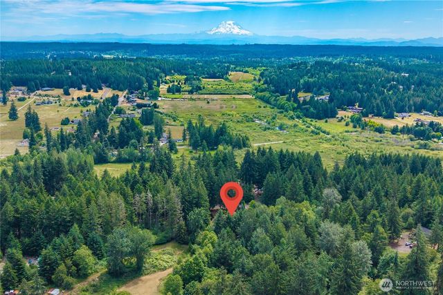 8401 Dawn Hill Drive SE, Olympia, WA 98513