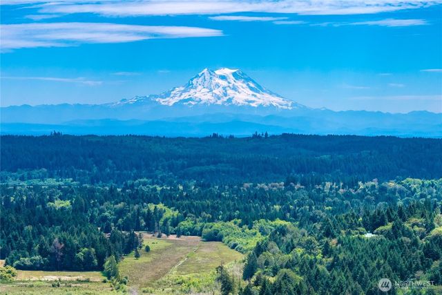 8401 Dawn Hill Drive SE, Olympia, WA 98513