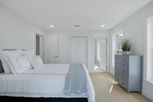 29 Parkers Neck Road, South Yarmouth, MA 02664