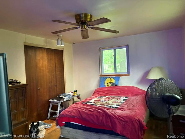 4949 Clarkston Rd Road, Independence Charter Township, MI 48348