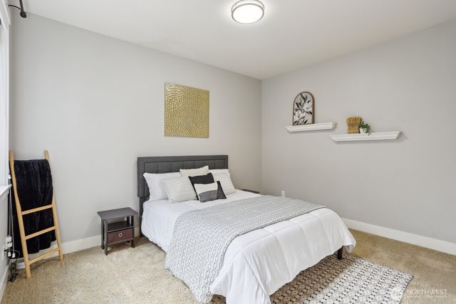 25510 SE 275th Place, Maple Valley, WA 98038