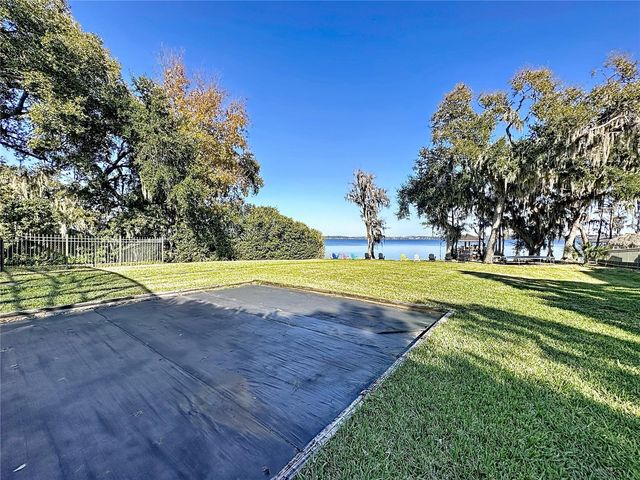 12145 CYPRESS LANDING AVENUE, Clermont, FL 34711