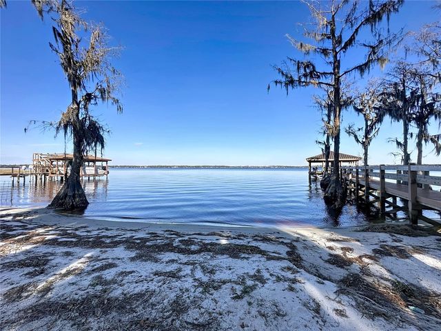 12145 CYPRESS LANDING AVENUE, Clermont, FL 34711