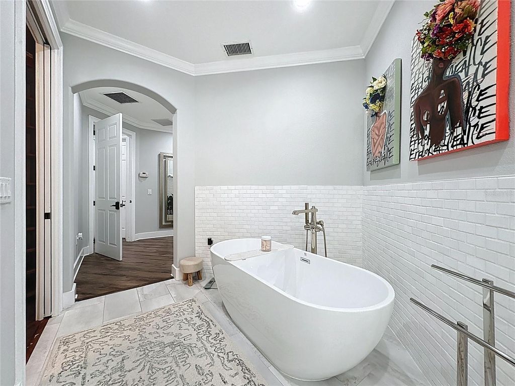 Image 27 of property listing at 12145 CYPRESS LANDING AVENUE, Clermont, FL 34711